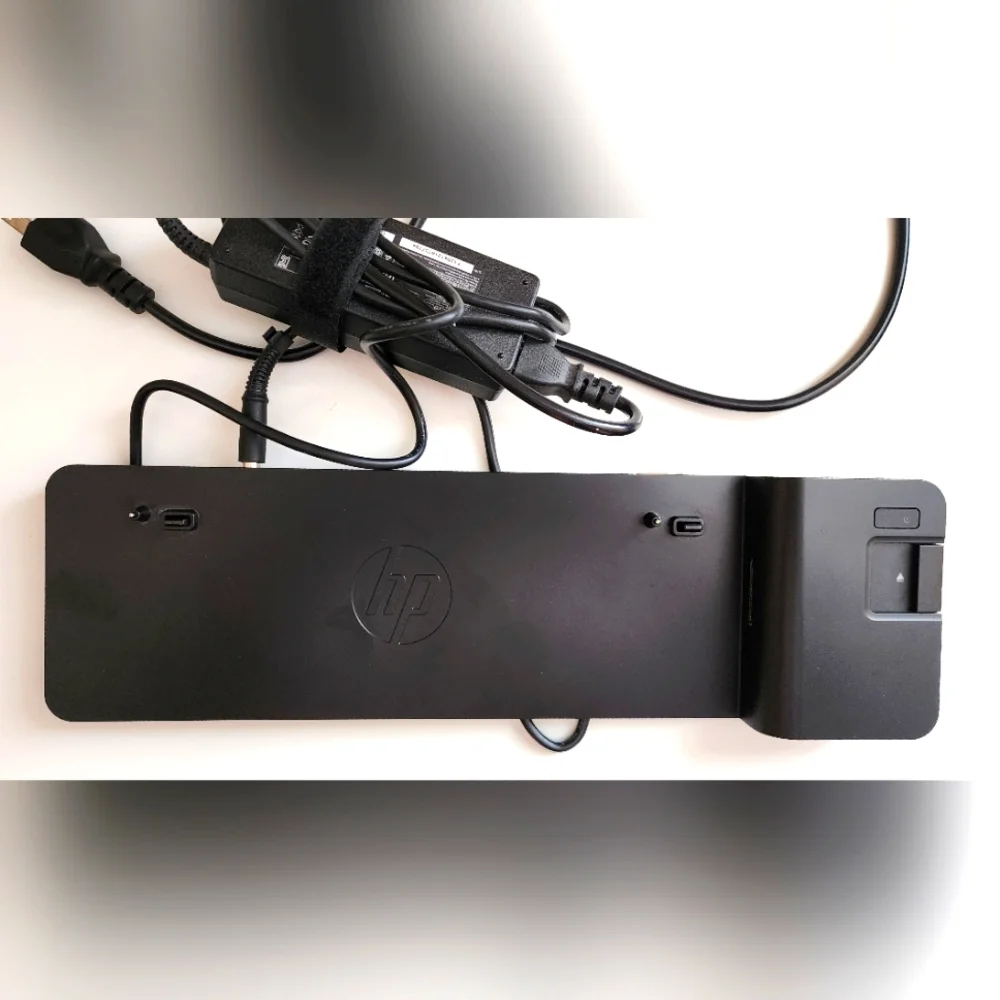 HP Quest 2 Ultra Slim Docking Station Dock With 2x Display Ports
